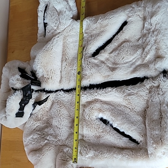 SAM. Faux Fur Denver Jacket in Ivory - Picture 12 of 16
